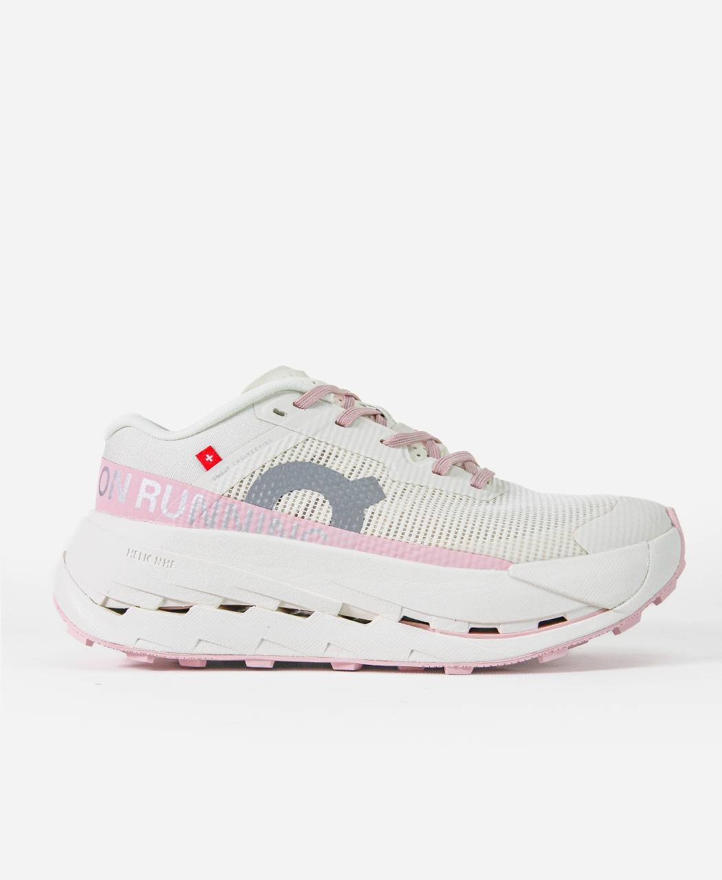 Женские кроссовки On Cloudultra 3 white/pink