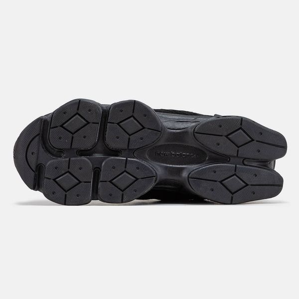 Чоловічі кросівки New Balance 9060 Triple Black Cordura 400940 фото