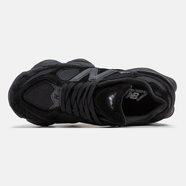 Чоловічі кросівки New Balance 9060 Triple Black Cordura 400940 фото