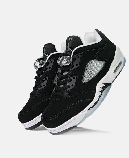 Мужские кроссовки Nike Air Jordan 5 Retro Oreo 2021 0070  фото