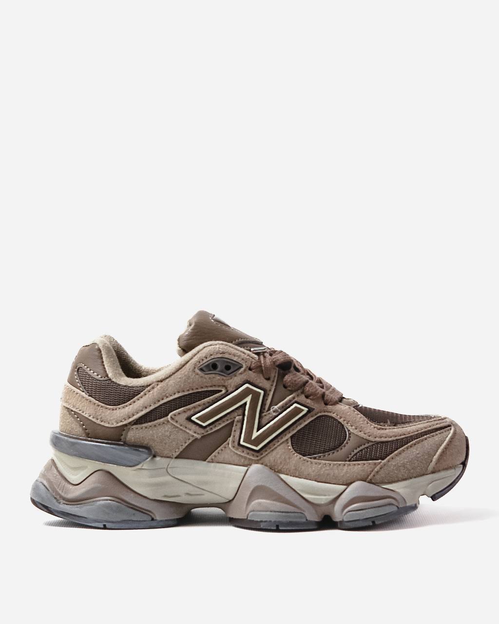 Чоловічі і жіночі кросівки New Balance 9060 Mushroom Brown