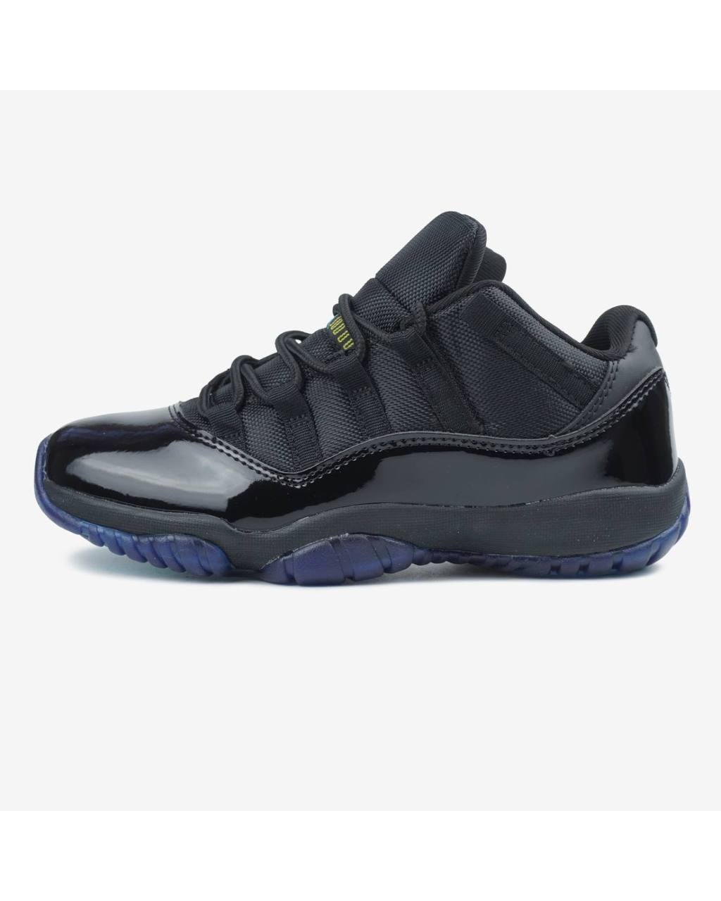 Чоловічі кросівки Jordan Retro 11 Low Gamma Blue